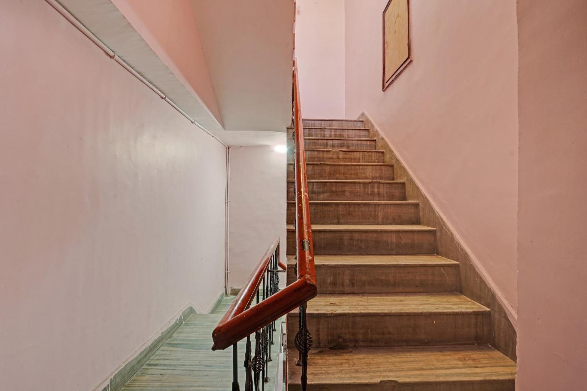 Hotel O B N Palace Raipur  Bagian luar foto