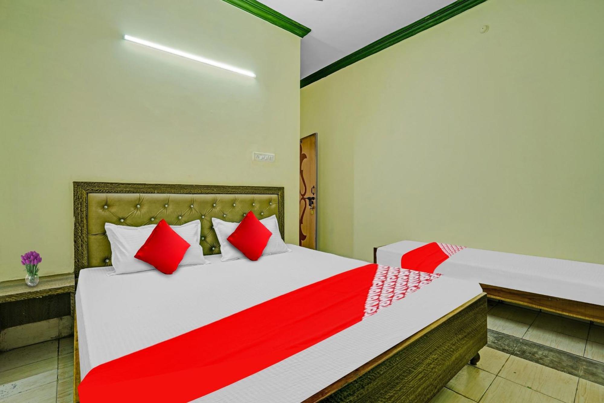 Hotel O B N Palace Raipur  Bagian luar foto